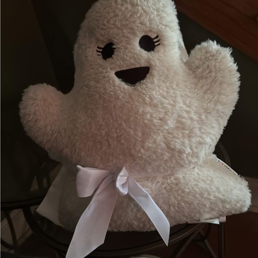 Plush Ghost Pillow Pair- White
